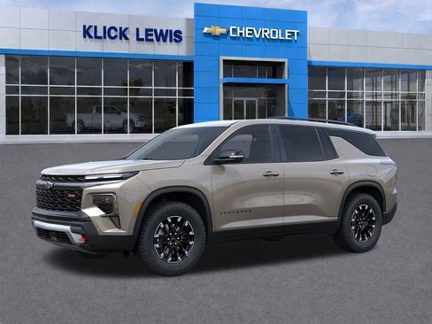 New 2026 Chevrolet Traverse Z71 w/ Enhanced Driving Package AWD/4WD image 2