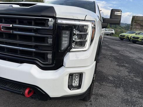 Used 2022 GMC Sierra 2500 AT4 AWD/4WD image 10