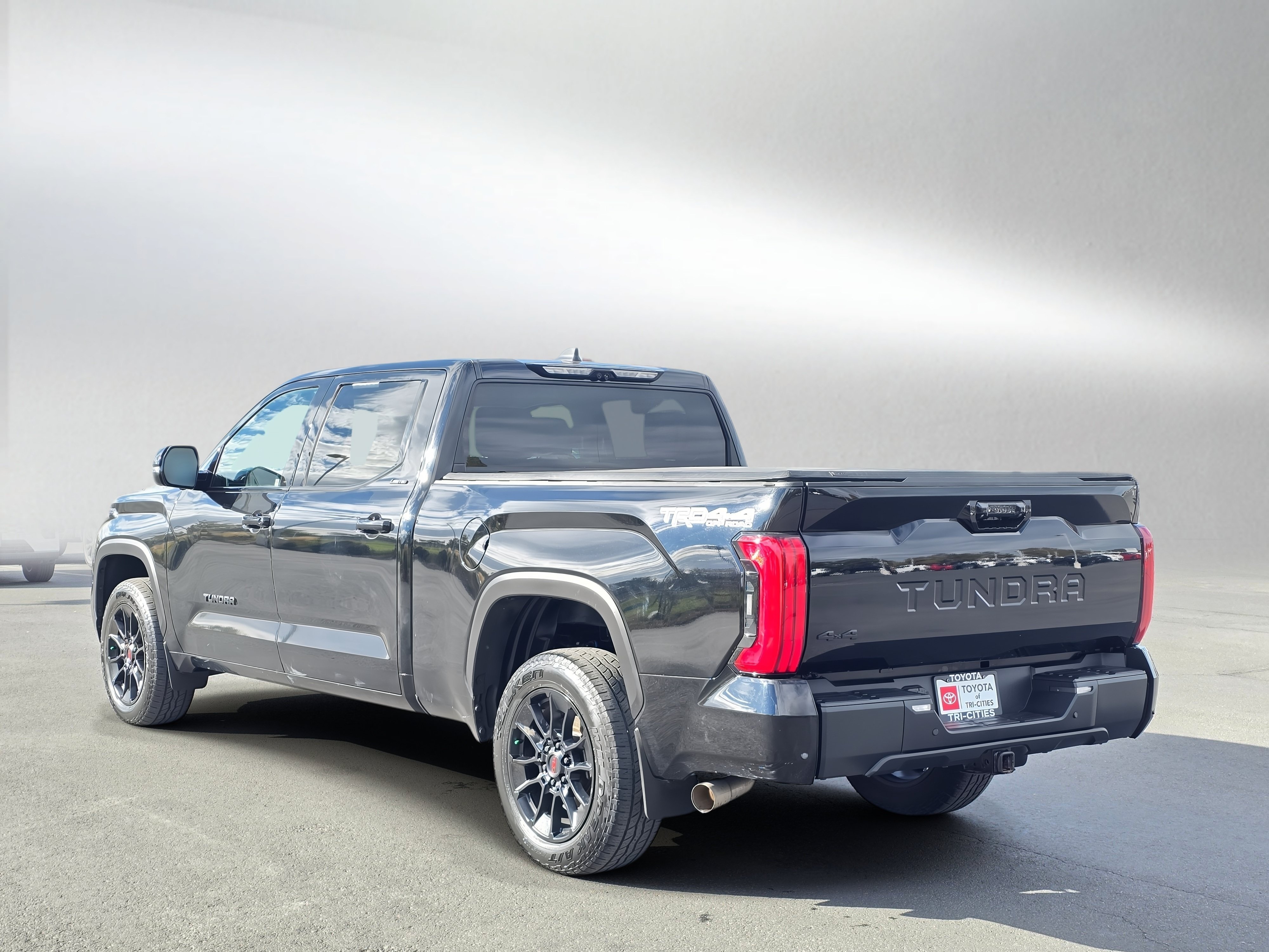 Used 2024 Toyota Tundra Limited w/ TRD Off-Road Package AWD/4WD image 3
