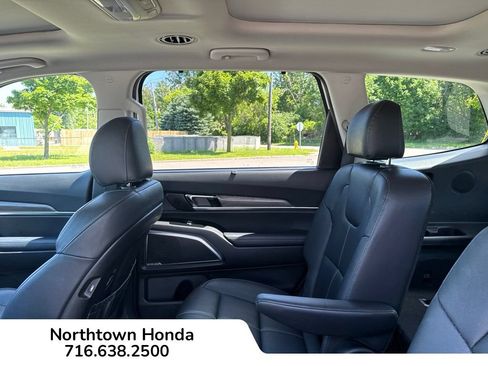 Used 2020 Kia Telluride SX w/ Towing Package AWD/4WD image 21