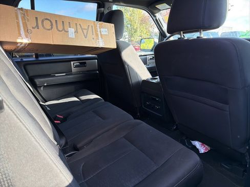 Used 2017 Ford Expedition EL XLT image 6