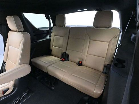 Used 2021 Chevrolet Tahoe Premier w/ Premium Package image 48