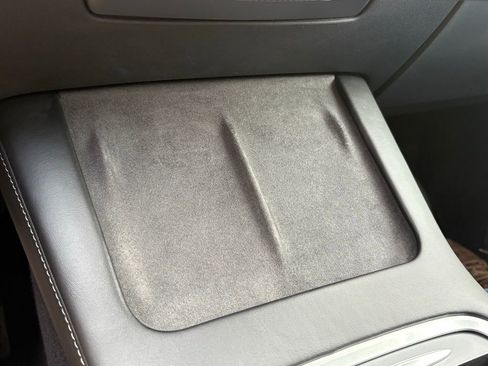 Used 2021 Tesla Model Y Long Range image 22