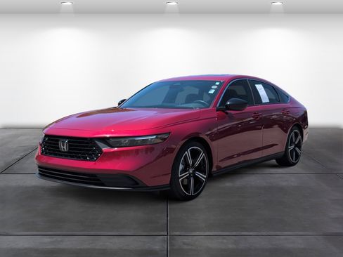 Certified 2025 Honda Accord Sport image 4