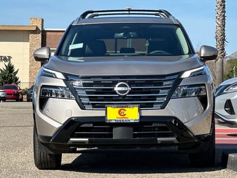 New 2026 Nissan Rogue Platinum w/ Platinum Premium Package image 3