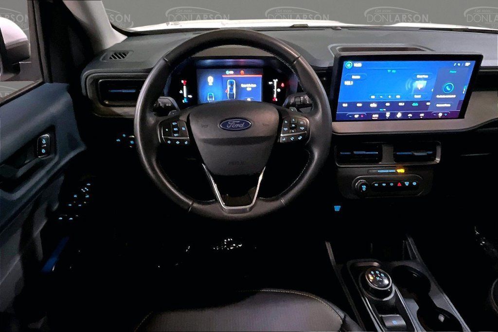 Used 2025 Ford Maverick Lobo AWD/4WD image 22