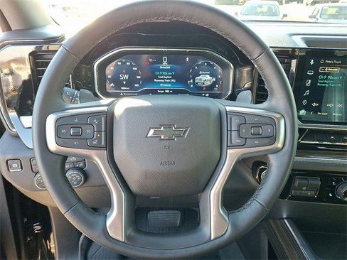 Certified 2025 Chevrolet Silverado 1500 RST w/ Convenience Package II image 13