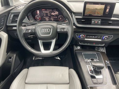 Used 2018 Audi Q5 Prestige w/ Prestige Package AWD/4WD image 13