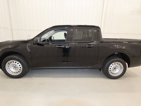 New 2025 Ford Maverick XL image 5