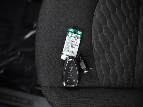 Used 2020 Chevrolet Equinox LT image 27