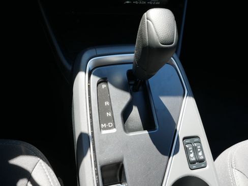 Used 2025 Subaru Crosstrek 2.0i Premium AWD/4WD image 24