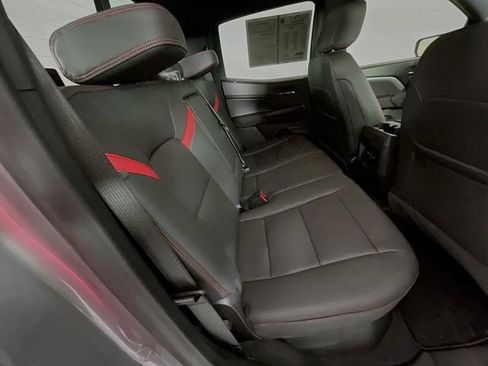 Used 2026 Chevrolet Colorado Z71 w/ Technology Package image 27