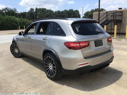 Used 2019 Mercedes-Benz GLC 43 AMG 4MATIC image 4