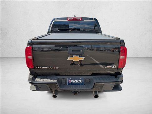 Used 2019 Chevrolet Colorado Z71 AWD/4WD image 6