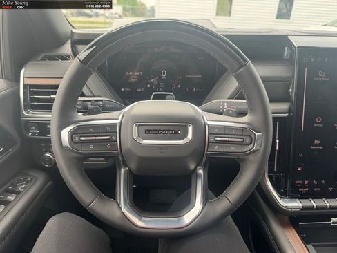 New 2026 GMC Yukon Denali w/ Denali Reserve Package AWD/4WD image 20