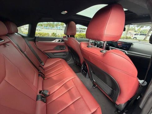 Used 2023 BMW i4 eDrive35 RWD image 19