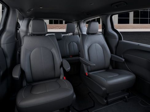 New 2026 Chrysler Pacifica Select image 15