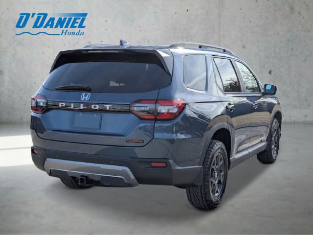 New 2026 Honda Pilot TrailSport image 5