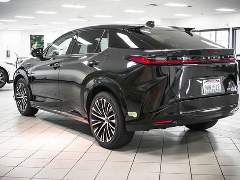 Certified 2023 Lexus RZ 450e Premium w/ Accessory Package (Z1) AWD/4WD image 8