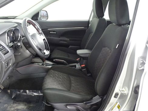 Used 2024 Mitsubishi Outlander Sport ES image 10