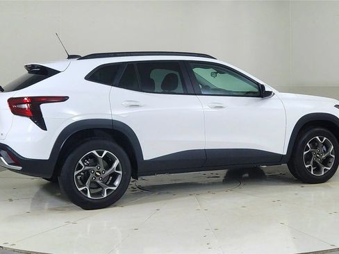 New 2026 Chevrolet Trax LT image 7