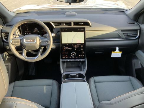 New 2026 GMC Terrain AT4 w/ LPO, Floor Liner Package image 52