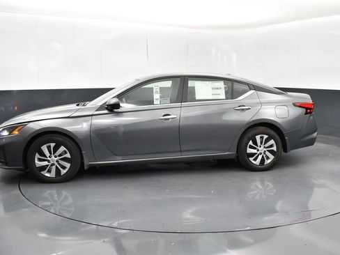New 2025 Nissan Altima 2.5 S image 4