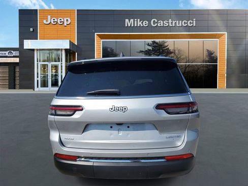 New 2025 Jeep Grand Cherokee L Laredo w/ Luxury Tech Group I image 4