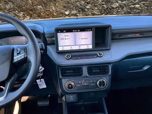 Used 2023 Ford Maverick XL image 6