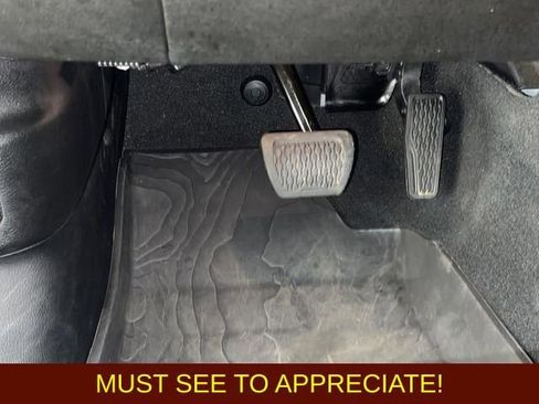 Used 2024 Jeep Wrangler Unlimited Rubicon 392 AWD/4WD image 17