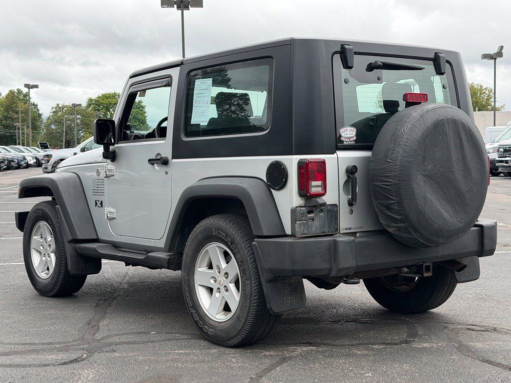 Used 2008 Jeep Wrangler X AWD/4WD image 8