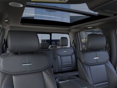 New 2026 Ford F450 Platinum w/ FX4 Off-Road Package image 22