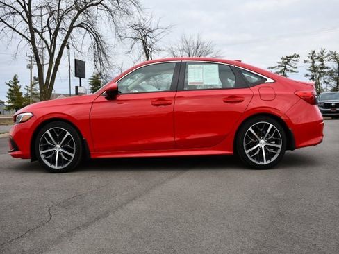 Used 2022 Honda Civic Touring image 4