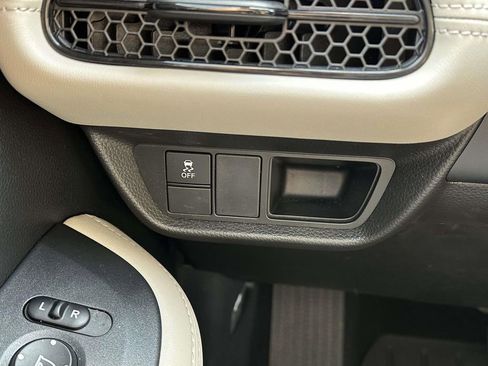 Certified 2023 Honda HR-V LX image 21