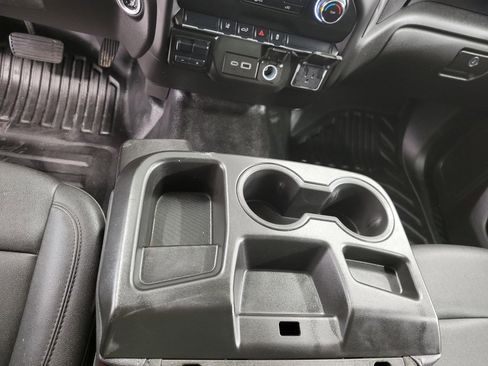 Used 2025 Chevrolet Silverado 2500 W/T w/ WT Convenience Package image 18