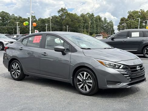 Certified 2025 Nissan Versa SV w/ Trunk Package FWD image 9