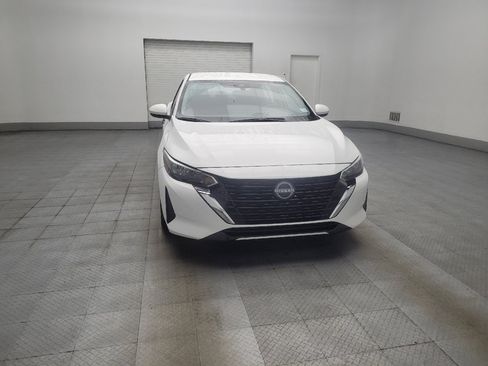 Used 2025 Nissan Sentra S FWD image 14