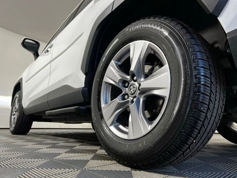 Certified 2025 Toyota RAV4 XLE image 28