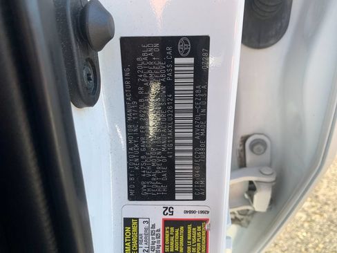 Used 2020 Toyota Camry SE FWD image 33
