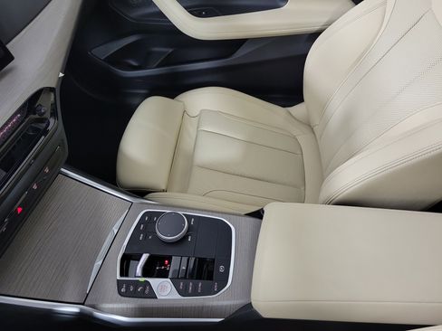 Certified 2025 BMW 230i xDrive Coupe w/ Premium Package AWD/4WD image 23