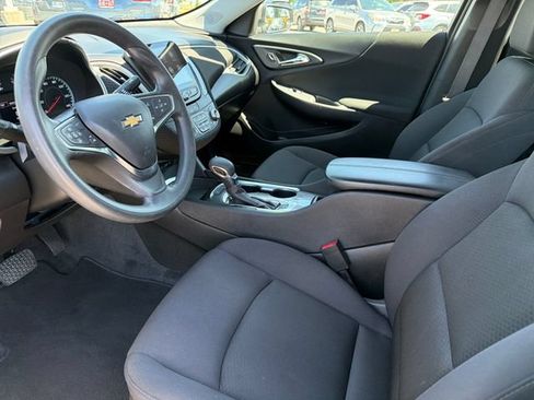 Used 2024 Chevrolet Malibu LT FWD image 19