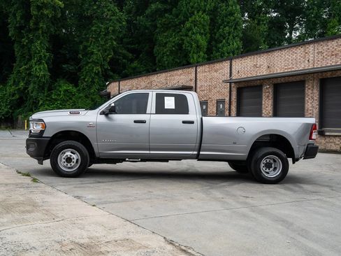 Used 2022 RAM 3500 Tradesman AWD/4WD image 4