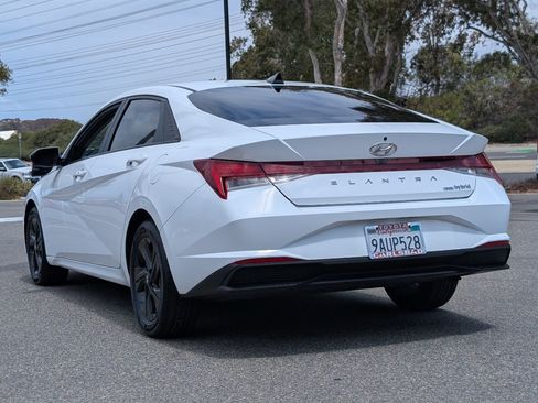 Used 2022 Hyundai Elantra Blue w/ Cargo Package FWD image 11