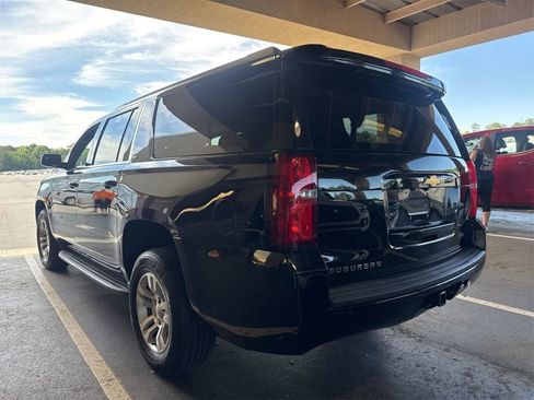 Used 2019 Chevrolet Suburban LT AWD/4WD image 3