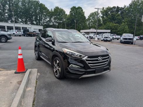 Used 2018 Hyundai Tucson Sport FWD image 7