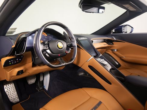 Certified 2025 Ferrari Roma Spider RWD image 23