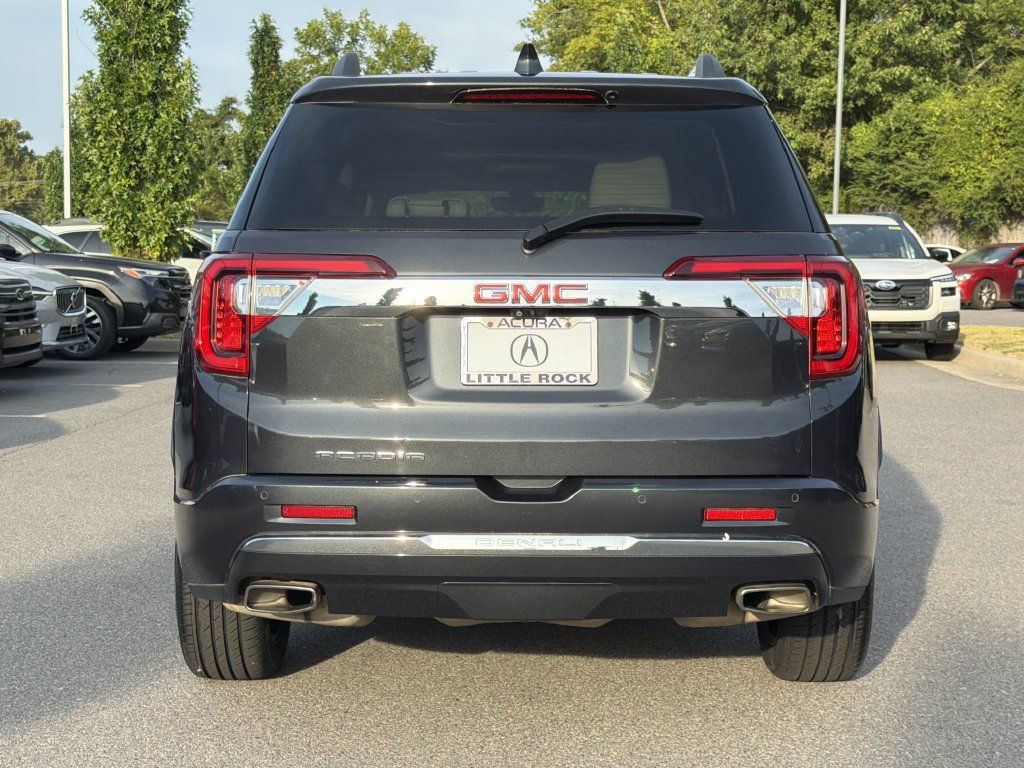 Used 2021 GMC Acadia Denali w/ Denali Technology Package FWD image 4