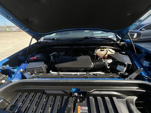 Used 2024 GMC Sierra 1500 AT4 w/ Technology Package image 31