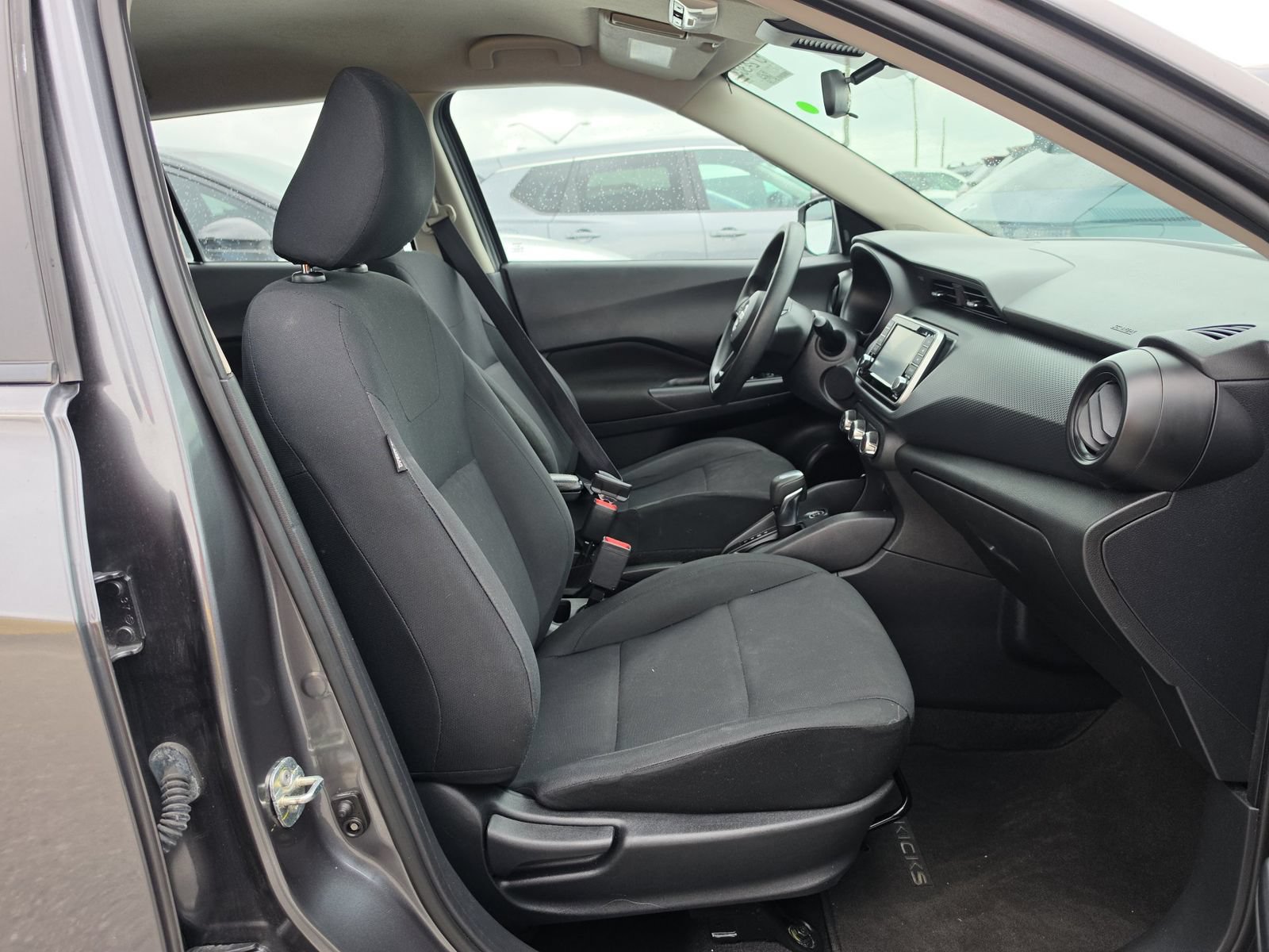 Used 2023 Nissan Kicks S FWD image 6