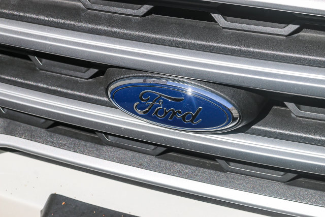 Used 2018 Ford EcoSport SE w/ SE Convenience Package FWD image 4